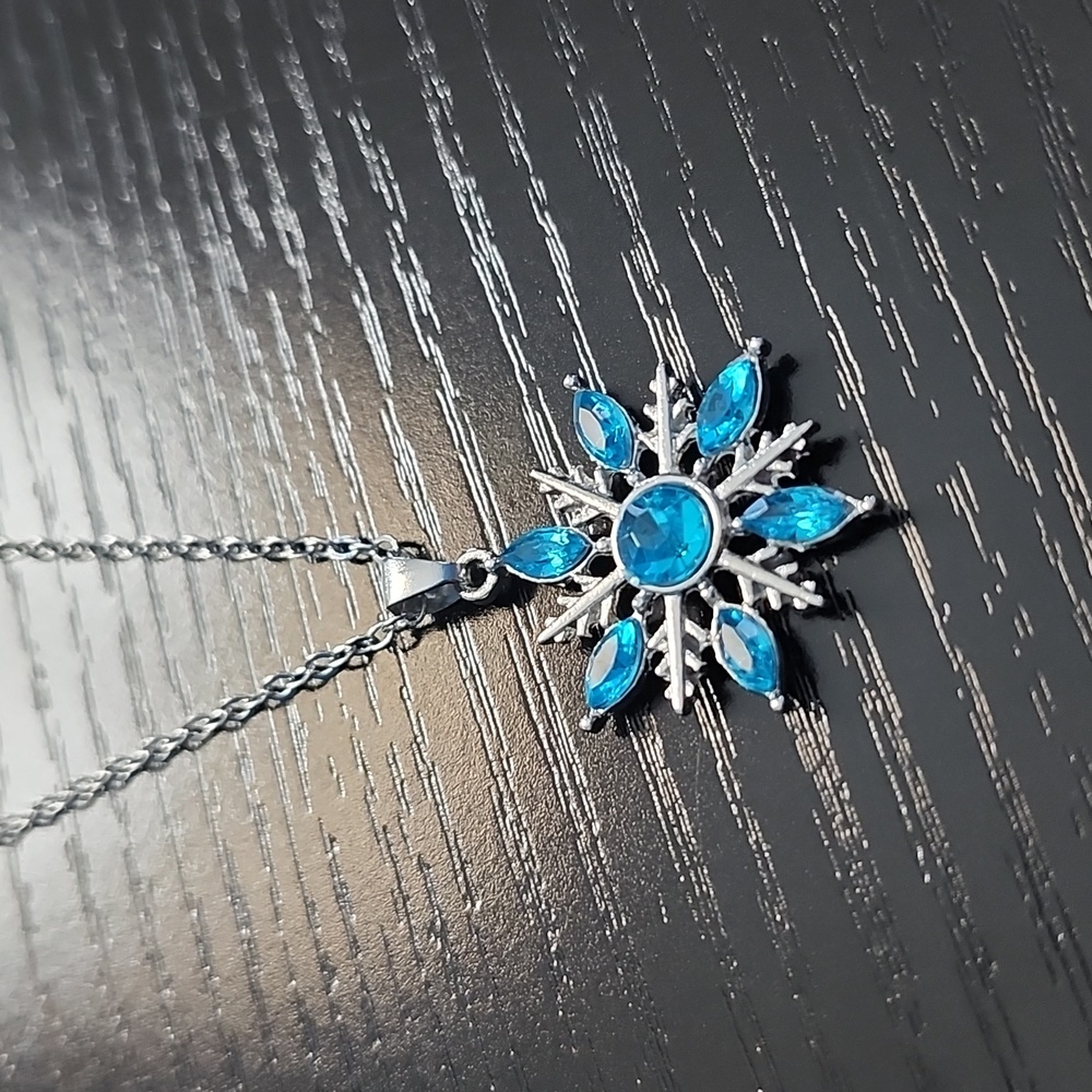 Blue Snowflake Pendant Necklace